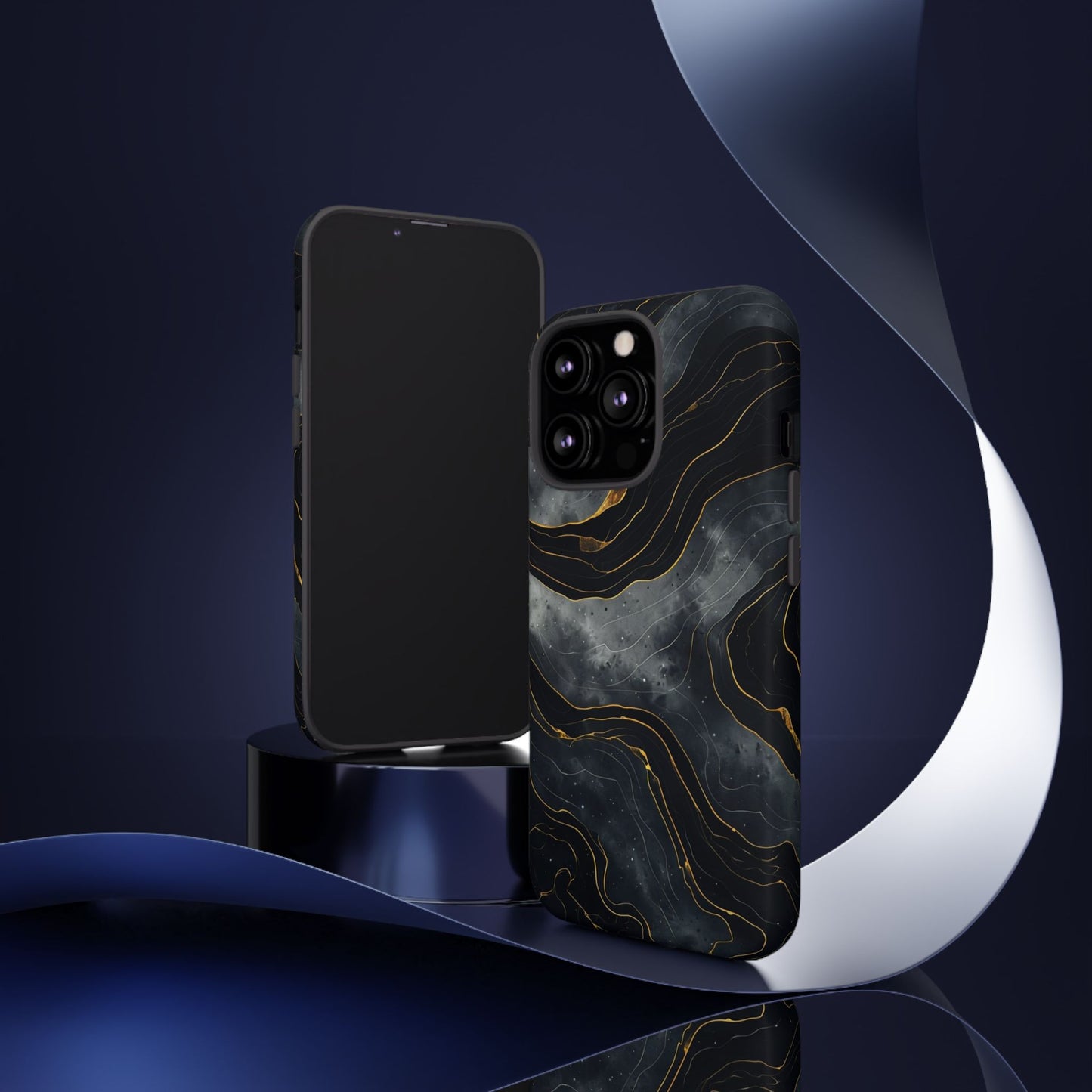 Phone Case Dark Elegance with Gold Accents – Stylish & Protective Cover