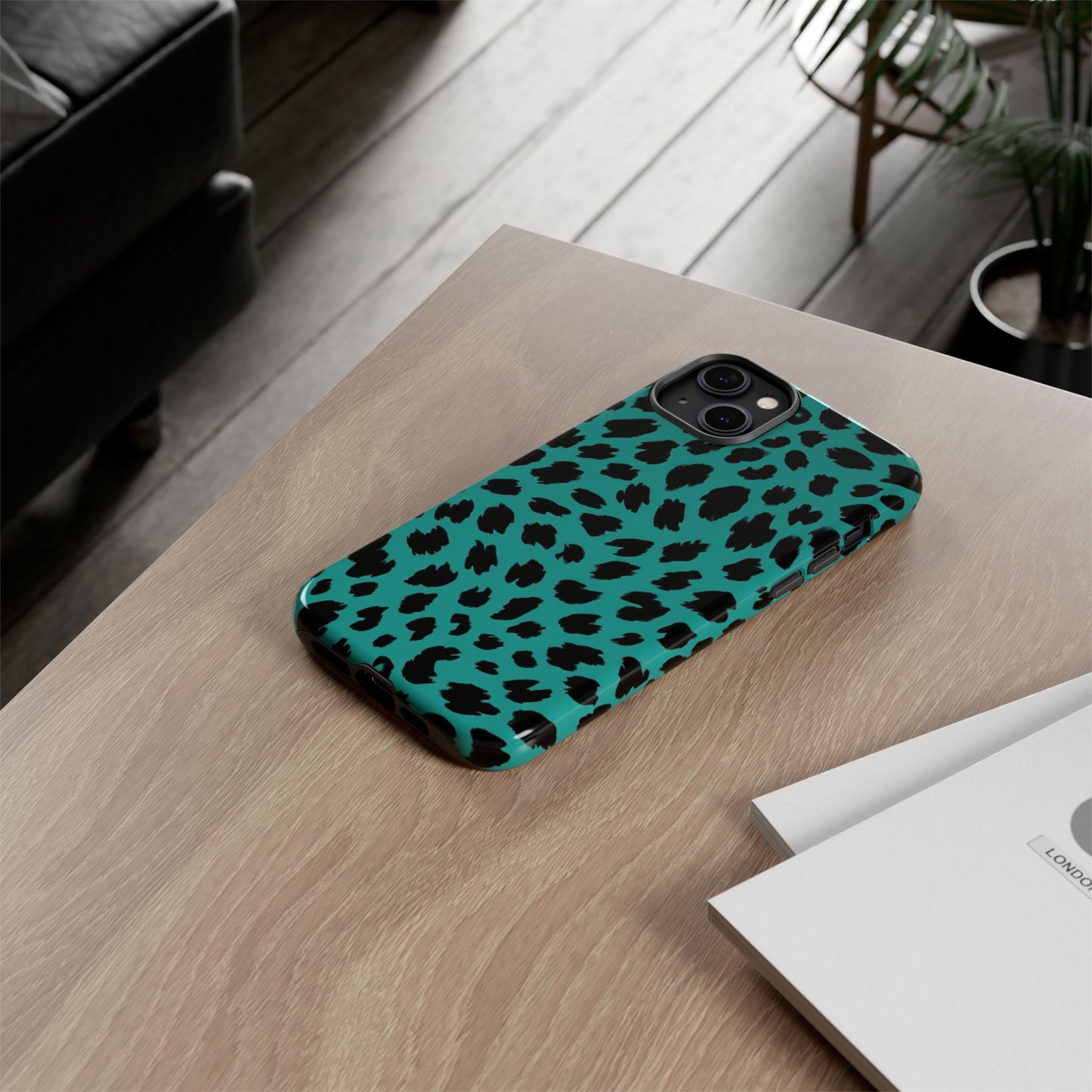 Fashionable Leopard Phone Case — Perfect for Every Style