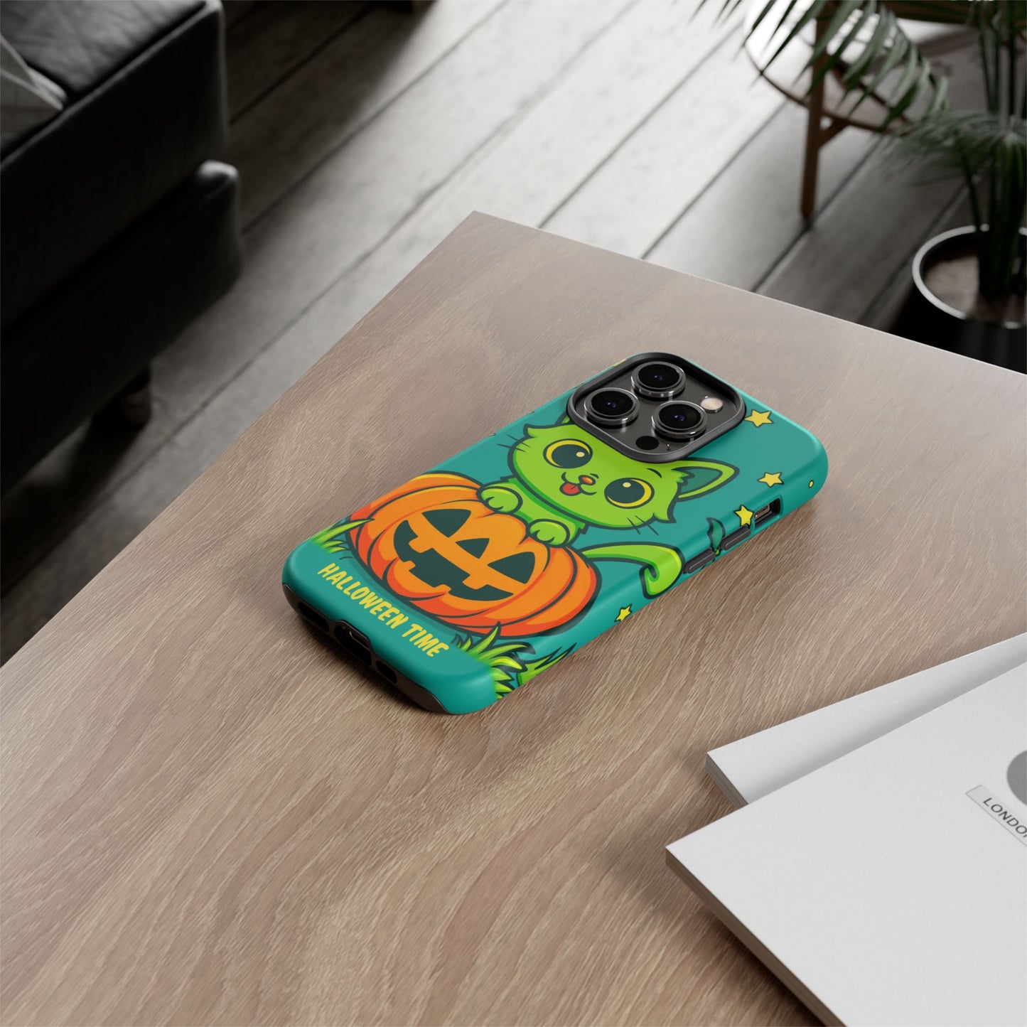 Cute Halloween Cat Phone Case with Jack-O'-Lantern Design – Perfect for Fall