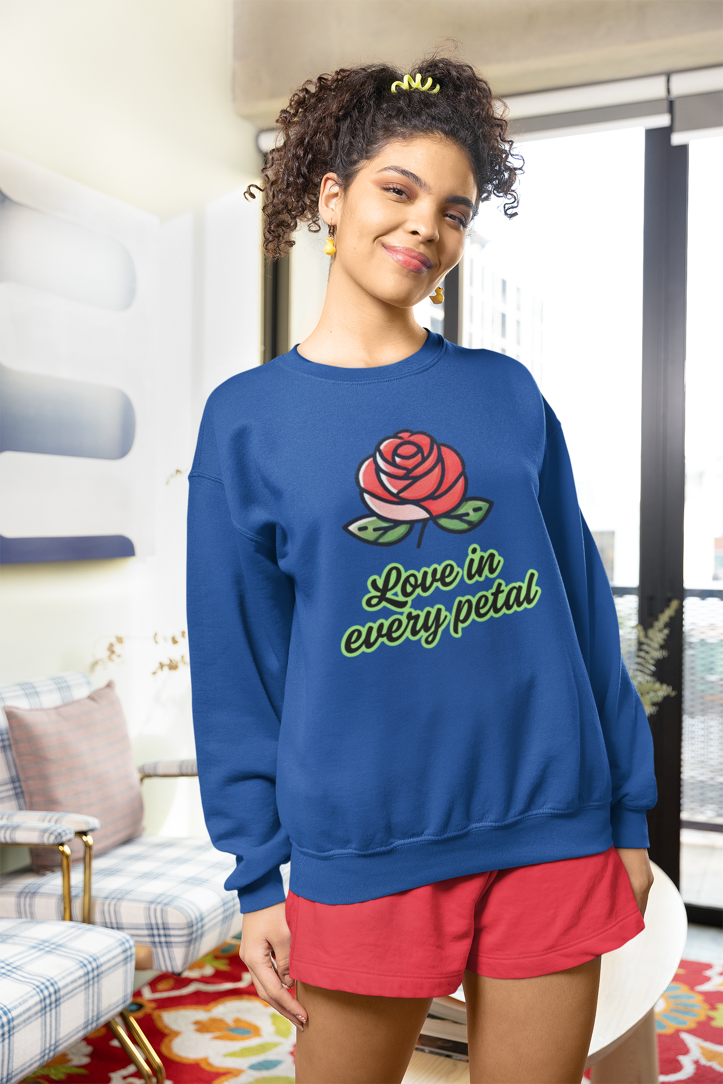 Sweatshirt - "Love in every petal"