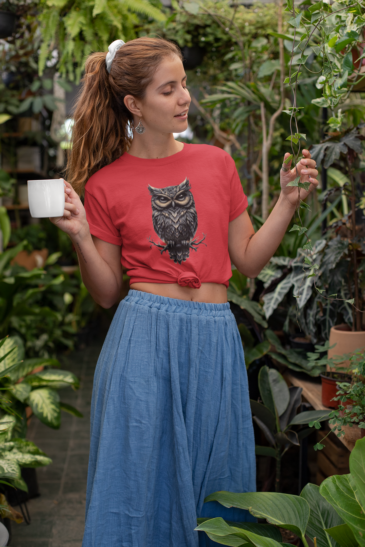 Shirt "Owl" – Minimal Graphic Tee for Nature & Wildlife Lovers