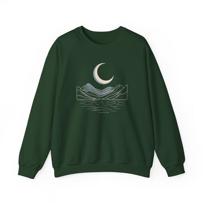Sweatshirt Moon and Mountain Design – Cozy Long Sleeve Pullover for Fall & Winter