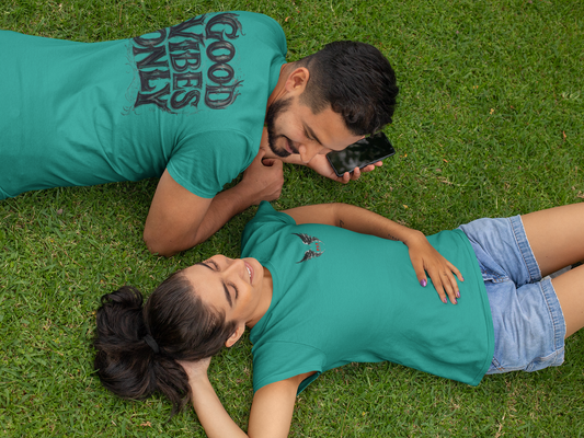 Softstyle T-Shirt - "Good Vibes Only"